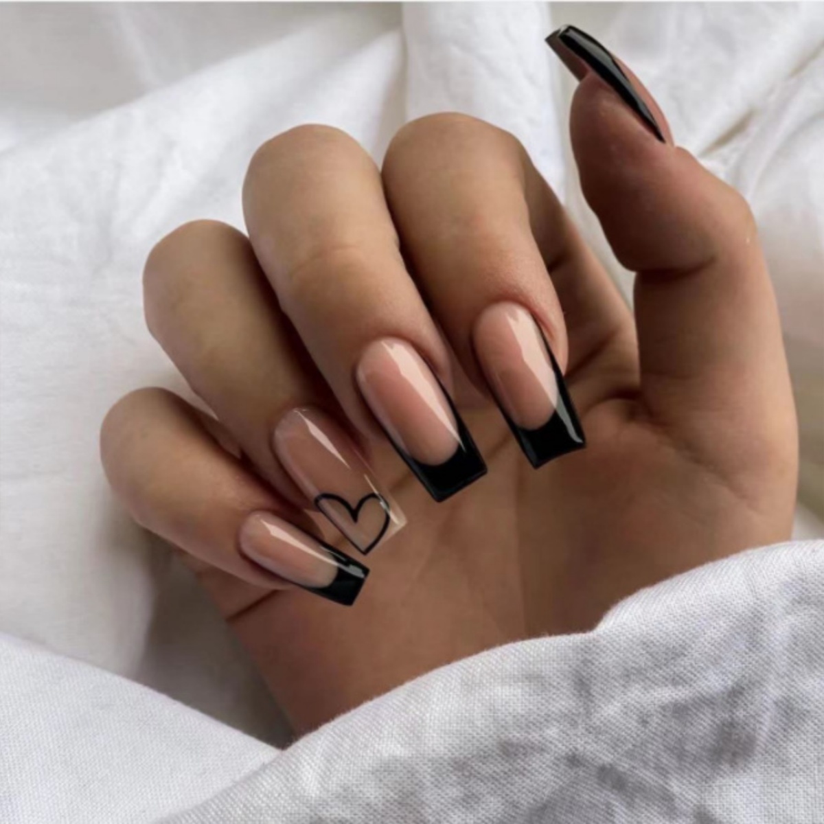24 Adet Siyah Fransız Takma Tı - Nail Art Quirky incelemesi ve fiyatı