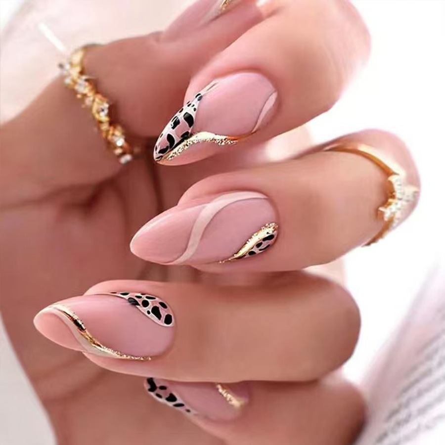 Kadınlar ve kızlar için orta b - Nail Art Leopard incelemesi ve fiyatı