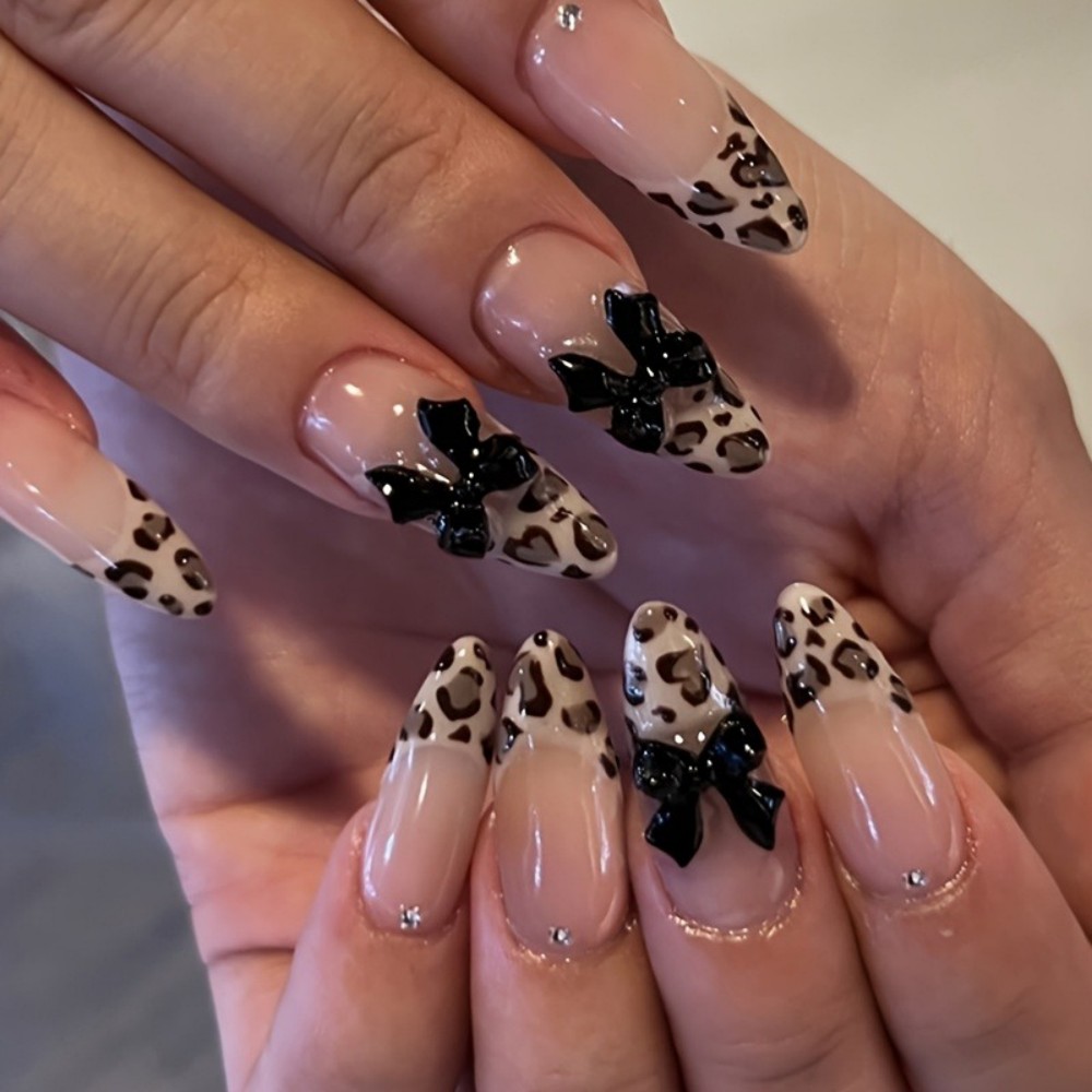 24 adet Fransız Badem Şeklinde - Nail Art Leopard incelemesi ve fiyatı
